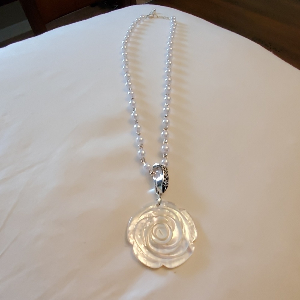 Premier Designs Pure Bliss Necklace